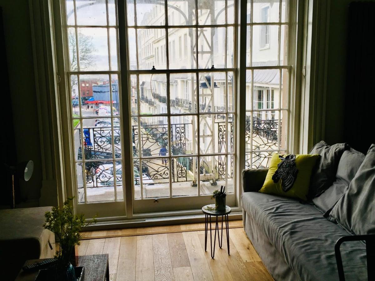 Grade 2 Listed Apartment In Heart Of Гастингс Экстерьер фото